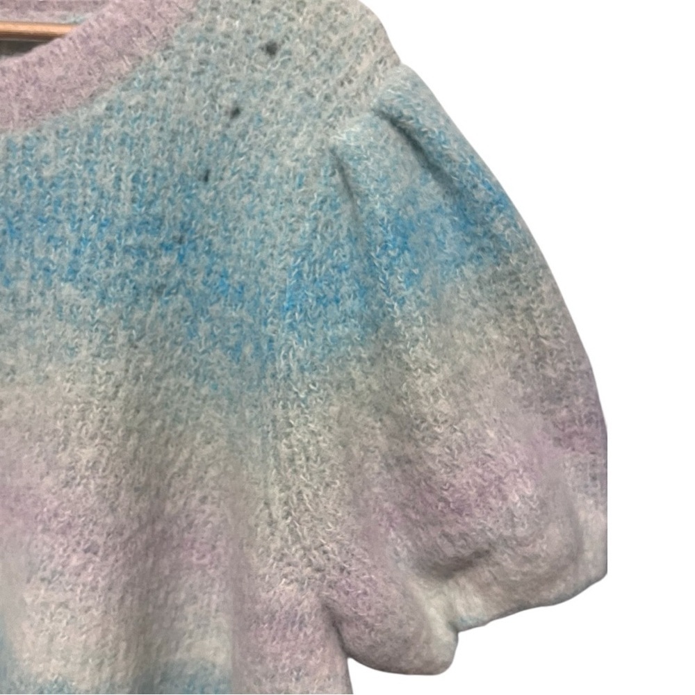 Wild Fable Cropped Ombre Fuzzy Sweater New Without Tag - Picture 3 of 9